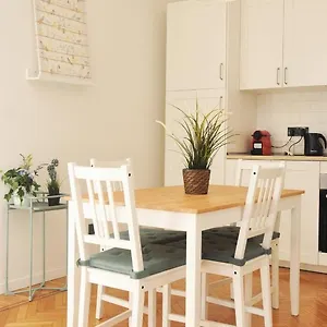 https://verdi-appartment.emilia-romagnahotels.net